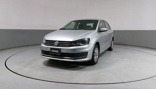 Volkswagen • Vento