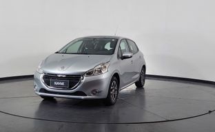 Peugeot • 208