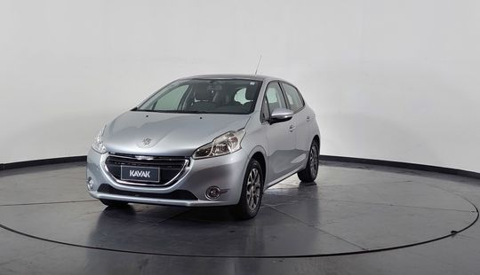 Peugeot • 208