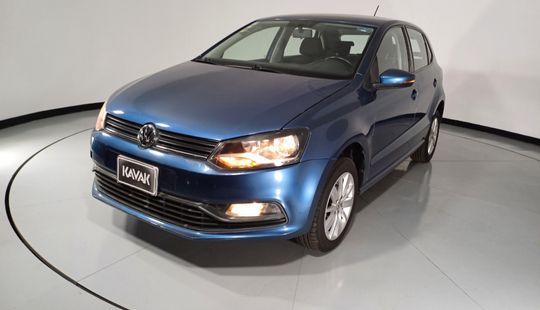 Volkswagen • Polo