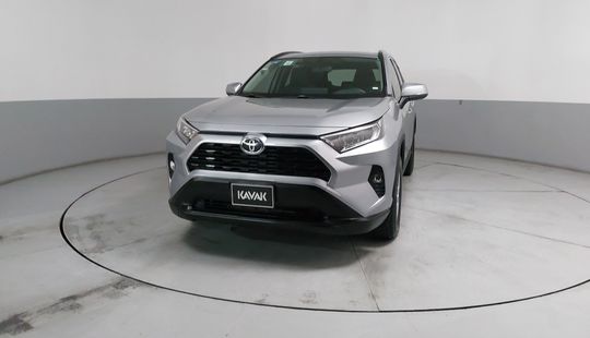 Toyota • RAV4