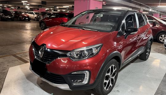 Renault • Captur