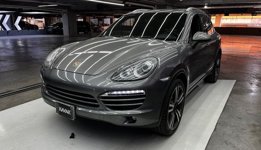 Porsche • Cayenne