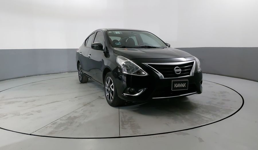 Nissan Versa 1.6 EXCLUSIVE TA AC Sedan 2016