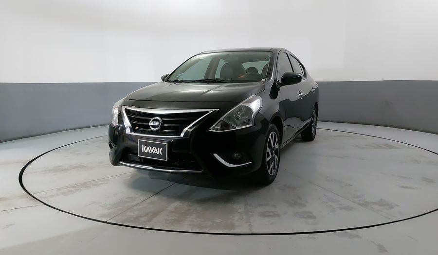 Nissan Versa 1.6 EXCLUSIVE TA AC Sedan 2016