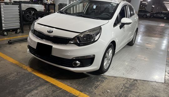 Kia • Rio