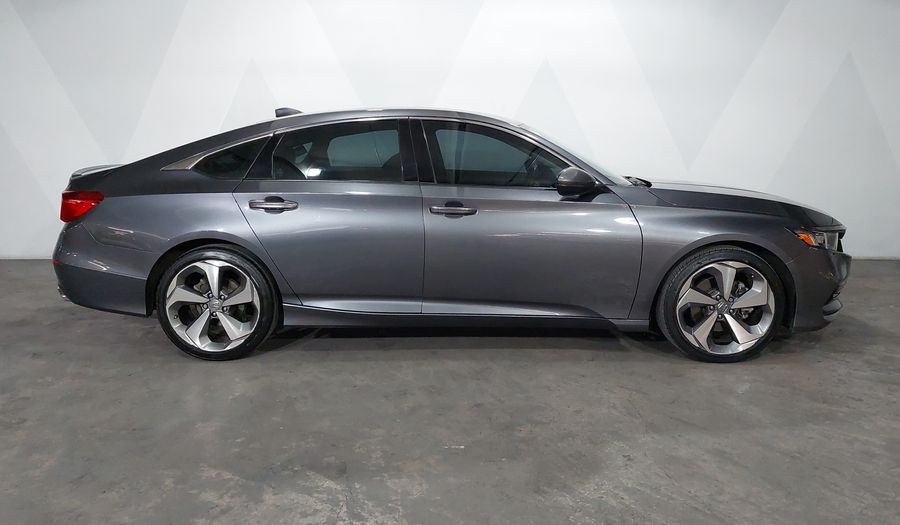 Honda Accord 2.0 TOURING AUTO Sedan 2020