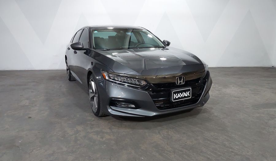 Honda Accord 2.0 TOURING AUTO Sedan 2020