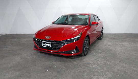 Hyundai • Elantra