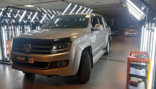 Volkswagen • Amarok