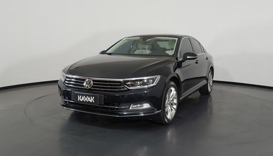 Volkswagen Passat TSI BLUEMOTION HIGHLINE DSG-2017