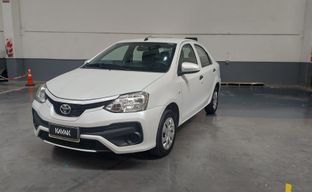 Toyota • Etios