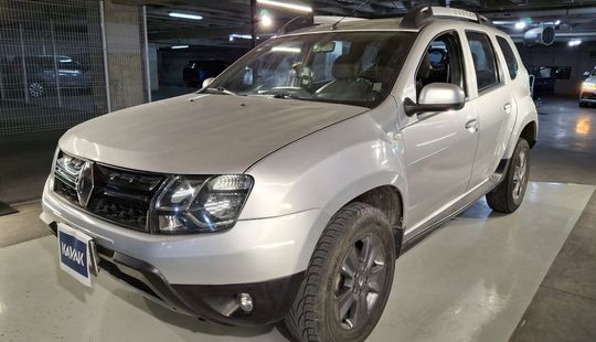 Renault • Duster