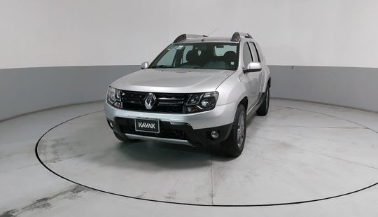 Renault • Duster