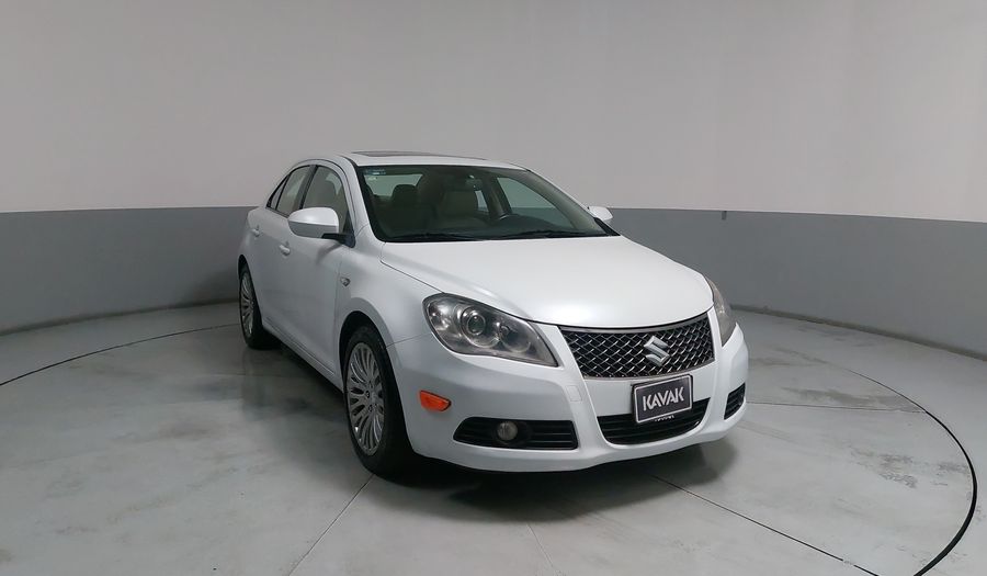 Suzuki Kizashi 2.4 GLX CVT Sedan 2014