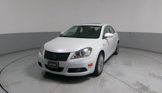 Suzuki • Kizashi