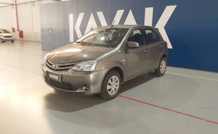 Toyota • Etios