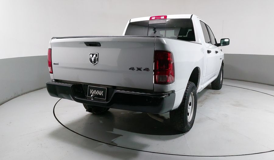 Ram 1500 3.6 SLT TRABAJO V6 4X4 Pickup 2016