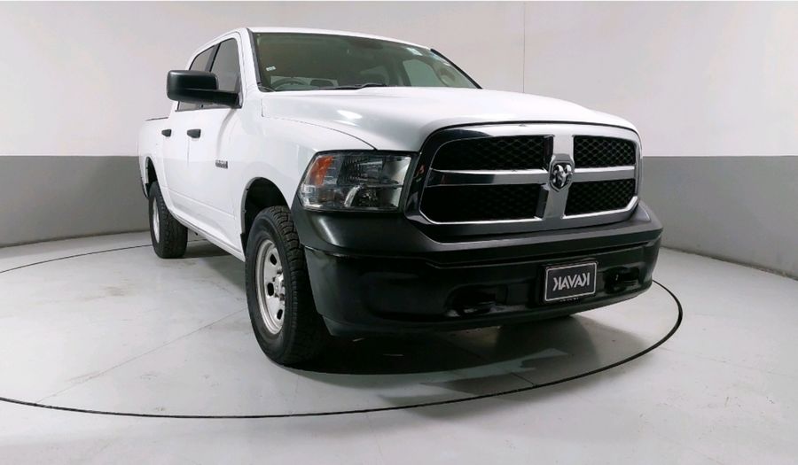 Ram 1500 3.6 SLT TRABAJO V6 4X4 Pickup 2016