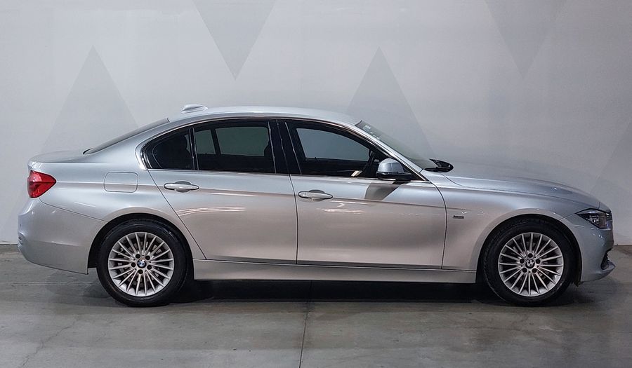 Bmw Serie 3 2.0 320IA LUXURY LINE Sedan 2016