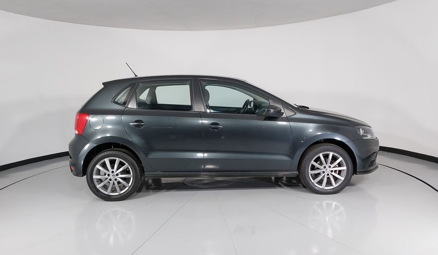 Volkswagen Polo 1.6 COMFORTLINE PLUS Hatchback 2021