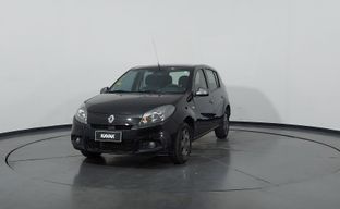 Renault • Sandero