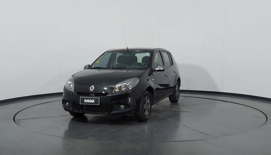 Renault • Sandero