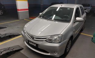 Toyota • Etios