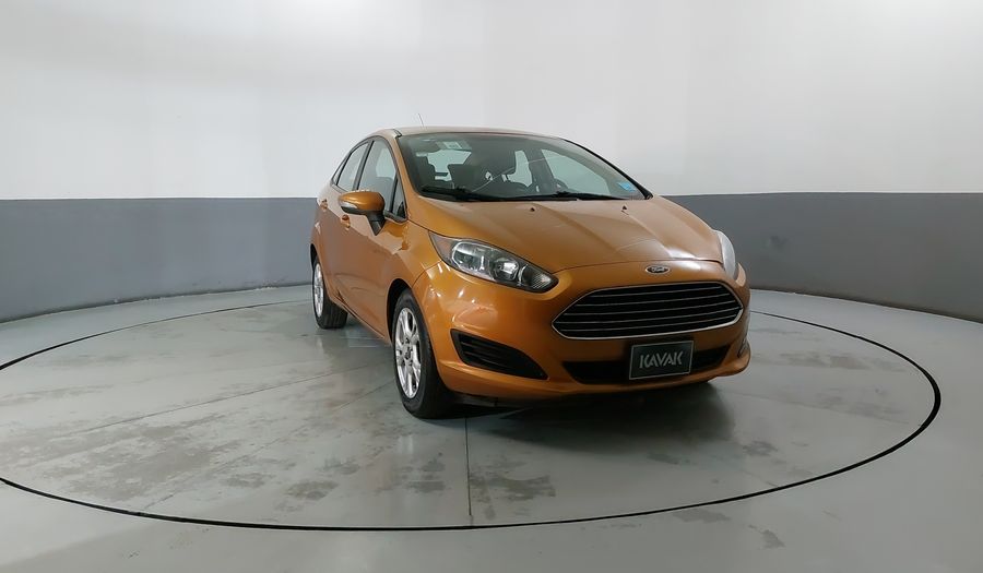 Ford Fiesta 1.6 SE AT Sedan 2016