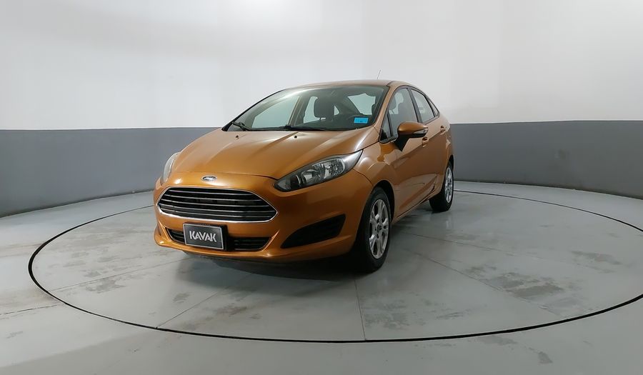 Ford Fiesta 1.6 SE AT Sedan 2016