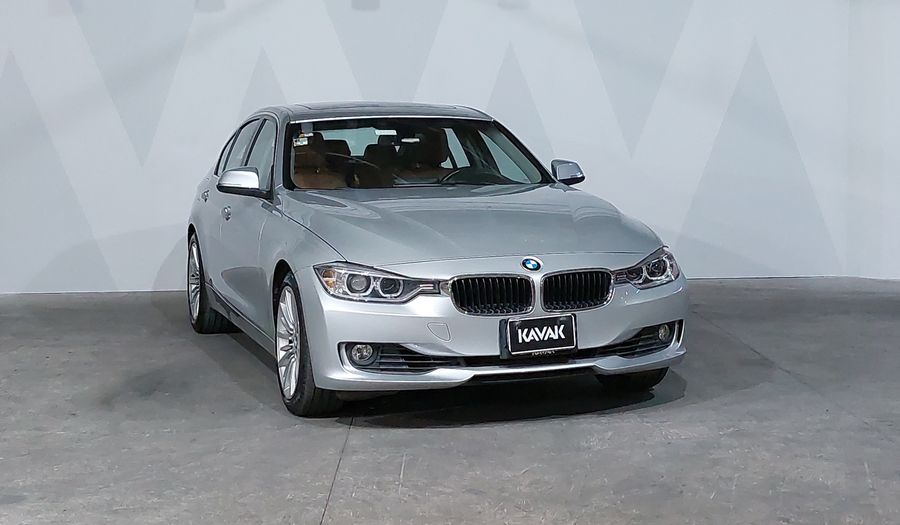 Bmw Serie 3 2.0 328IA LUXURY LINE Sedan 2013