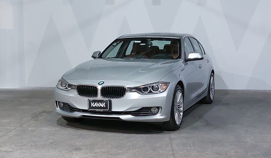 Bmw Serie 3 2.0 328IA LUXURY LINE Sedan 2013