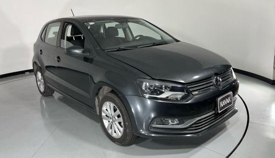 Volkswagen • Polo