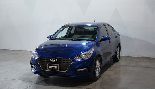 Hyundai • Accent