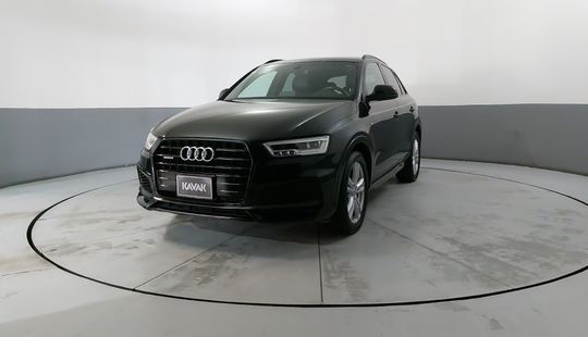 Audi • Q3