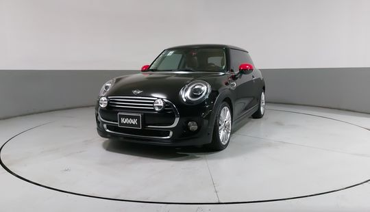 Mini • Cooper