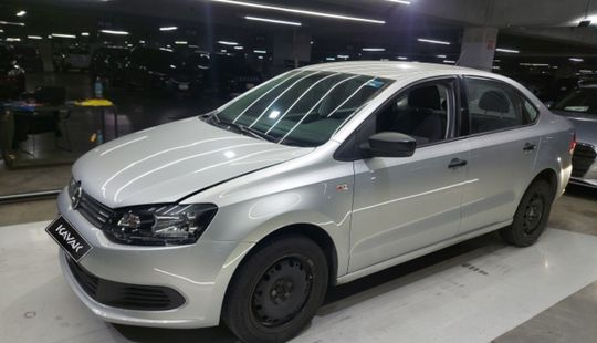 Volkswagen • Vento