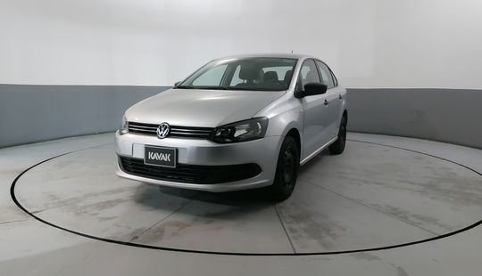 Volkswagen • Vento