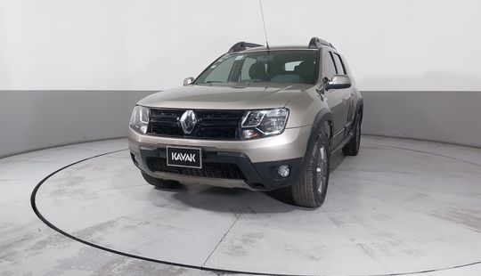 Renault • Duster