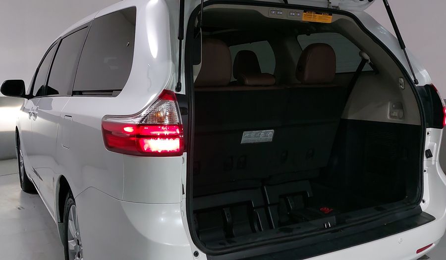 Toyota Sienna 3.5 LIMITED AT Minivan 2015