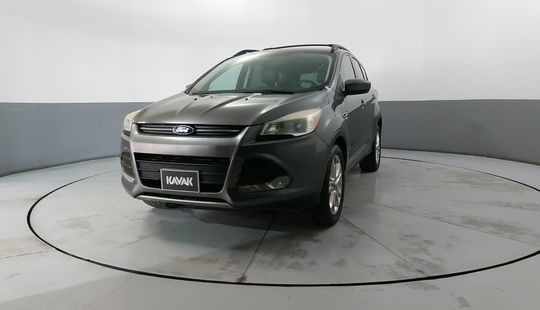 Ford • Escape