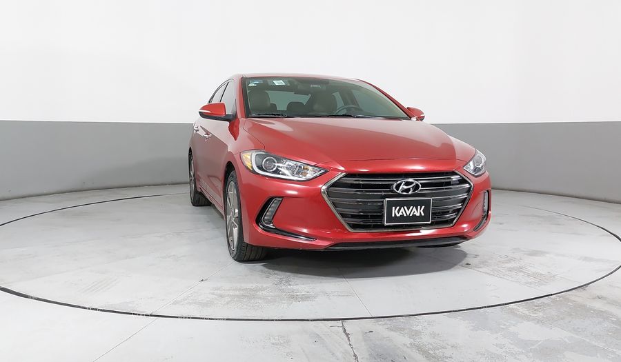 Hyundai Elantra 2.0 LIMITED TECH NAVI AT Sedan 2017