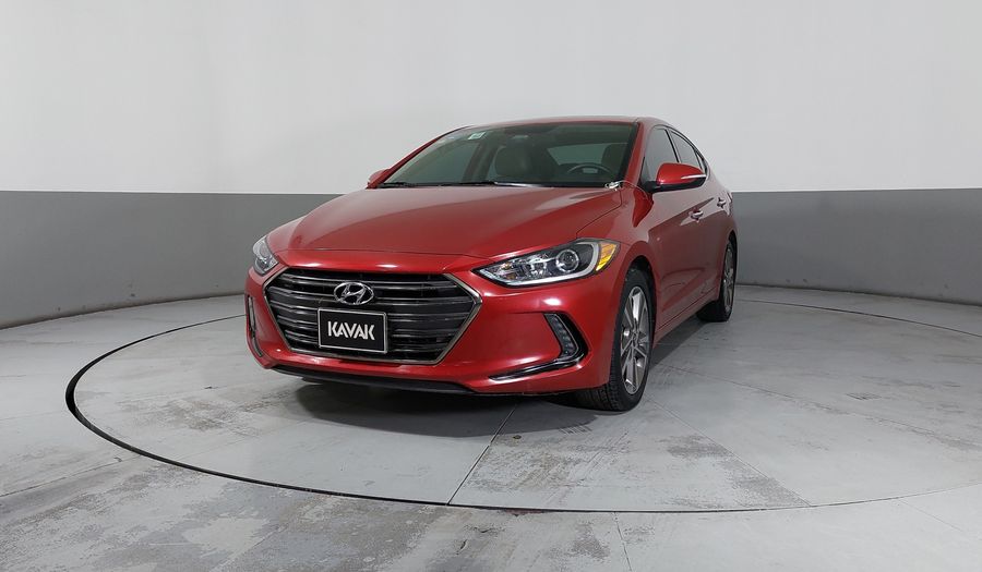 Hyundai Elantra 2.0 LIMITED TECH NAVI AT Sedan 2017