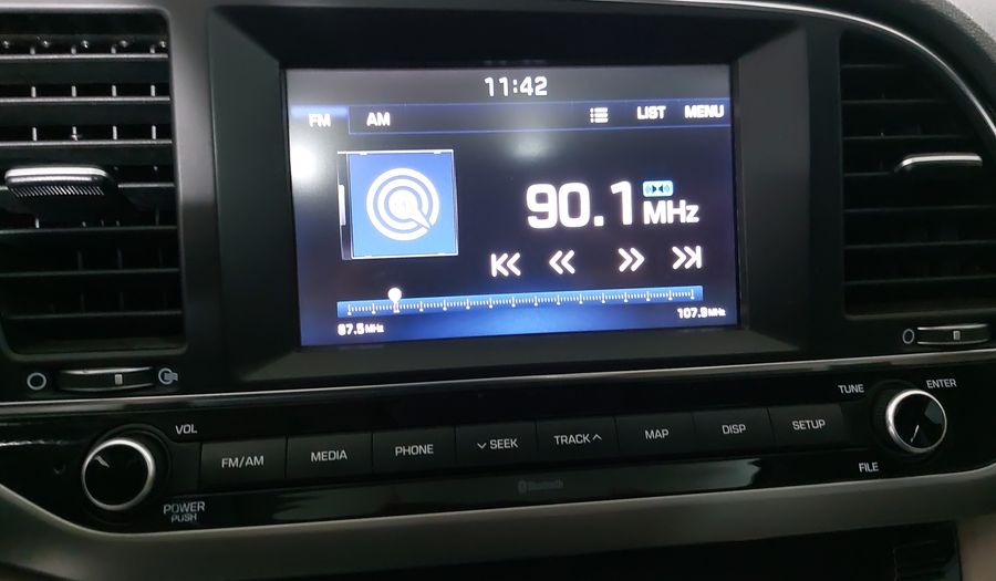 Hyundai Elantra 2.0 LIMITED TECH NAVI AT Sedan 2017