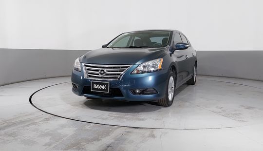 Nissan • Sentra