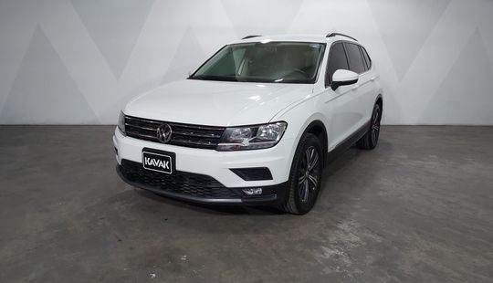 Volkswagen • Tiguan