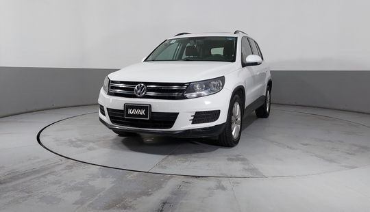 Volkswagen • Tiguan