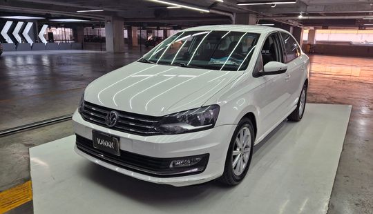 Volkswagen • Vento