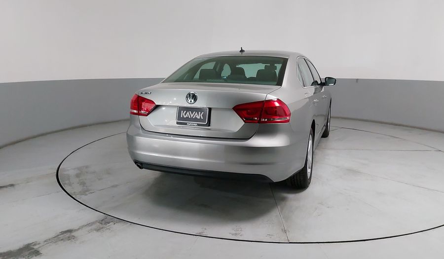 Volkswagen Passat 2.5 SPORTLINE TIPTRONIC Sedan 2014