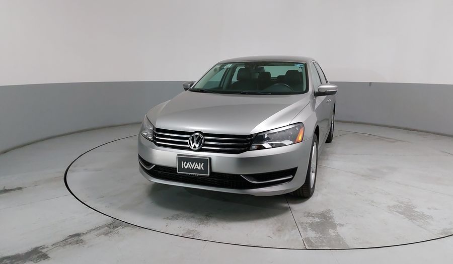 Volkswagen Passat 2.5 SPORTLINE TIPTRONIC Sedan 2014